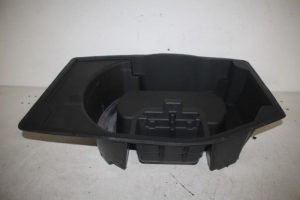 17807132 – 4G9863547B – Spare wheel holder