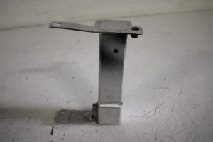 17810610 – 4G0805528A – Frontdeel steun