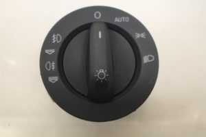 17800948 – 4F1941531D5PR – Light switch