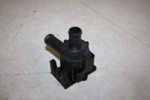 17821240 – 8K0965561A – Extra waterpomp