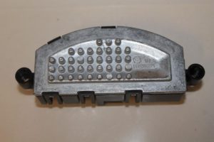 17792531 – 8T0820521 – Kachel Weerstand