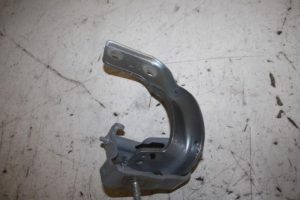 17816961 – 8R0827300A – Tailgate hinge