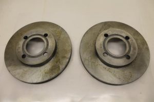 17795006 – 443615301B – Bremsscheibe vorne