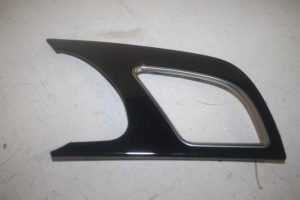 17805676 – 8T2820902 – Zierleiste