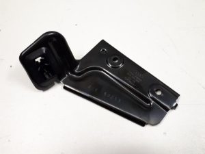 19398753 – 4M8885968 – Support (miscellaneous)