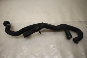 17797638 – 8K0819334 – Slang (diversen)