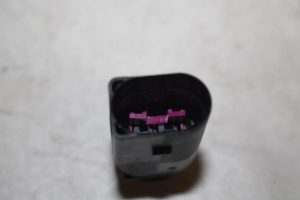 17819387 – 8D0973822 – Diversen