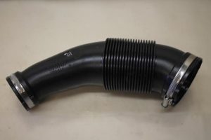 17801727 – 059129615L – Ansaugschlauch Luft