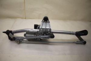 17798230 – 8V1955023C – Wiper motor + mechanism