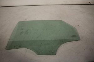 17830253 – 80F845205 – Rear door window 4-door, left