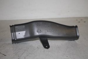 17808309 – 4H0819633A – Luchtgeleider