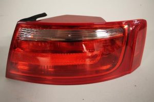17802543 – 8T8945096 – Achterlicht rechts