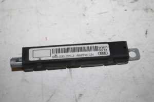 17831171 – 8X0035225J – Antennenverstärker