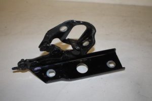 17820290 – 4M0823302 – Motorhaube Scharnier