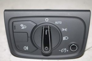 17808226 – 4H0941531B5PR – Licht Schalter