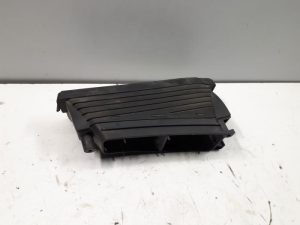 18812459 – 4H0129628AB – Luchtgeleider