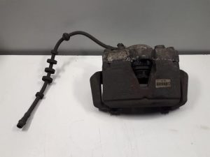 20690606 – 8K0615123B – Bremszange links vorne