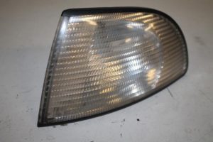 17803218 – 8D0953049A – Indicator, left