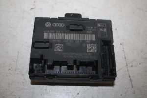 17811288 – 4G8959793H – Centrale Deurvergrendelings Module