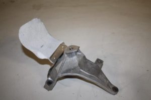 17825948 – 4G0199308AC – Motorsteun