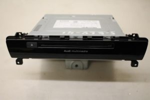 17795606 – 4G0035180D – Regelunit Multi Media