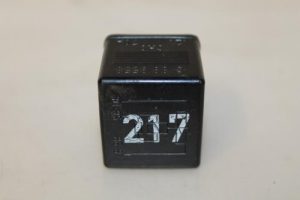 17792452 – 443951253S – Relais