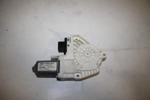 17825819 – 4F0959802F – Fenstermotor Tür