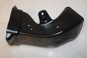 17794097 – 8R1819726A – Luchtgeleider