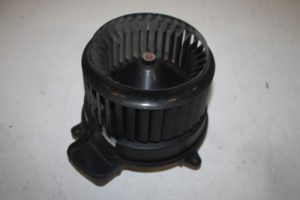 17827487 – 4H2820021B – Heating and ventilation fan motor