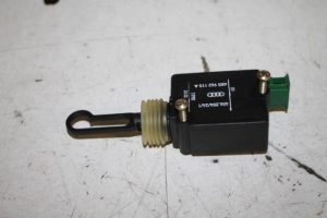 17810662 – 4B5962115A – Slotmechaniek Achterklep