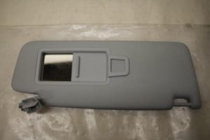 17797866 – 8V5857552AFT9 – Zonneklep