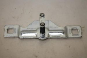 17798739 – 8P4827507 – Slotvanger Achterklep