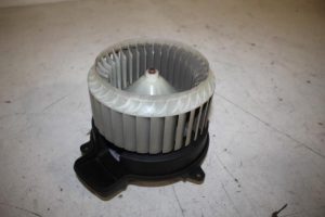 17823934 – 4H1820021B – Kachel Ventilatiemotor