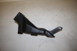 17820401 – 8V1819151 – Luchtrooster achter