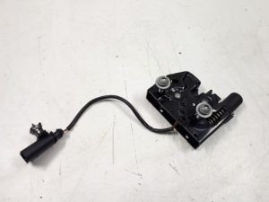 21402242 – 4G0823509C – Bonnet lock mechanism