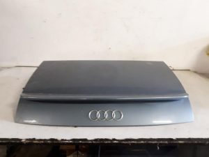 20307819 – 8N7827023D – Achterklep