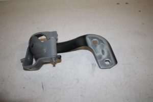 17805019 – 4G9827300 – Scharnier Achterklep