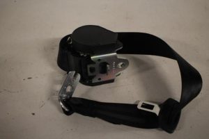 17803324 – 8K0857805QV04 – Veiligheidsgordel links-achter