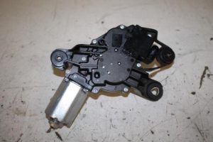 17816561 – 5K6955711B – Rear wiper motor