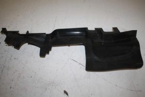 17815352 – 8E0121283AC – Luchtgeleider