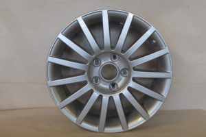 17789934 – 8E0601025RZ17 – Felge