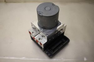 17798356 – 4H0614517R – ABS Pomp