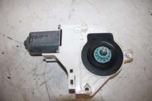 17805980 – 8K0959802B – Door window motor
