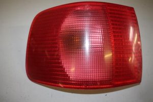 17831750 – 4A5945095B – Achterlicht links