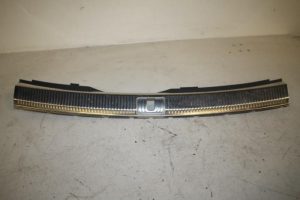 17806082 – 4G98644834PK – Afdekking slotvanger achter