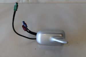 17793128 – 8R0035503GX7W – GPS Antenne
