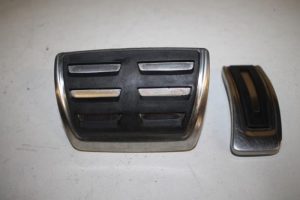 17817843 – 4H1064205 – Pedale Set