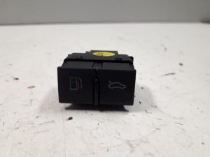 18879159 – 8P0959833A5PR – Tankklep Schakelaar