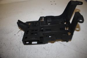 17814029 – 8T8907461 – Steun (diversen)