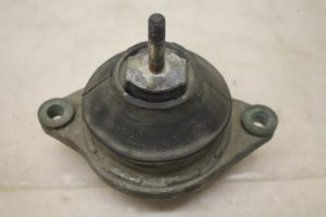 17799271 – 443199382 – Engine mount